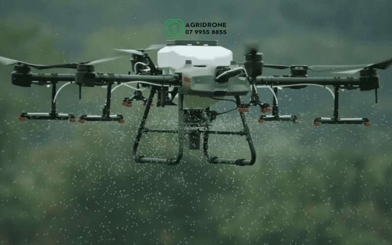 May-bay-bon-phan-rai-hat-DJI-Agras-T30