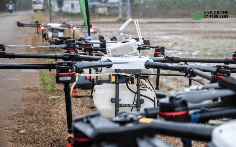 May-bay-phun-thuoc-DJI-Agras-MG-1P