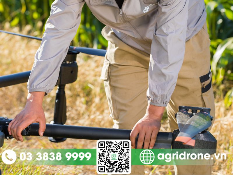 Cấm sử dụng cánh quạt không chính hãng cho drone nông nghiệp 1 Các rủi ro khi sử dụng cánh quạt không chính hãng