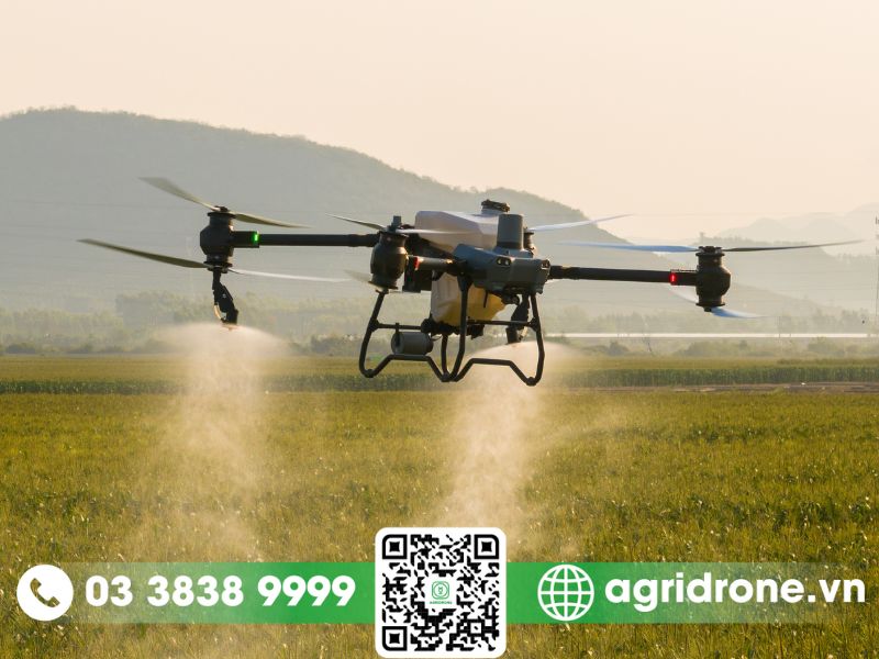 Hé lộ 25+ câu hỏi thường gặp về máy bay phun thuốc DJI T50