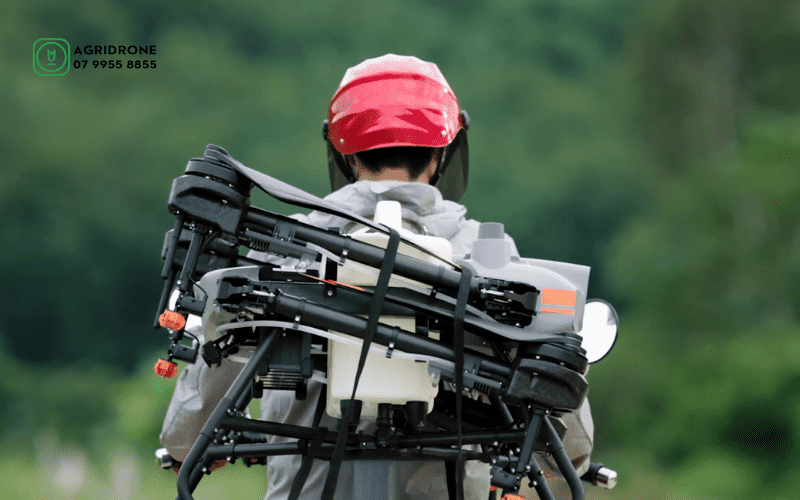 May-bay-xit-thuoc-DJI-Agras-T10