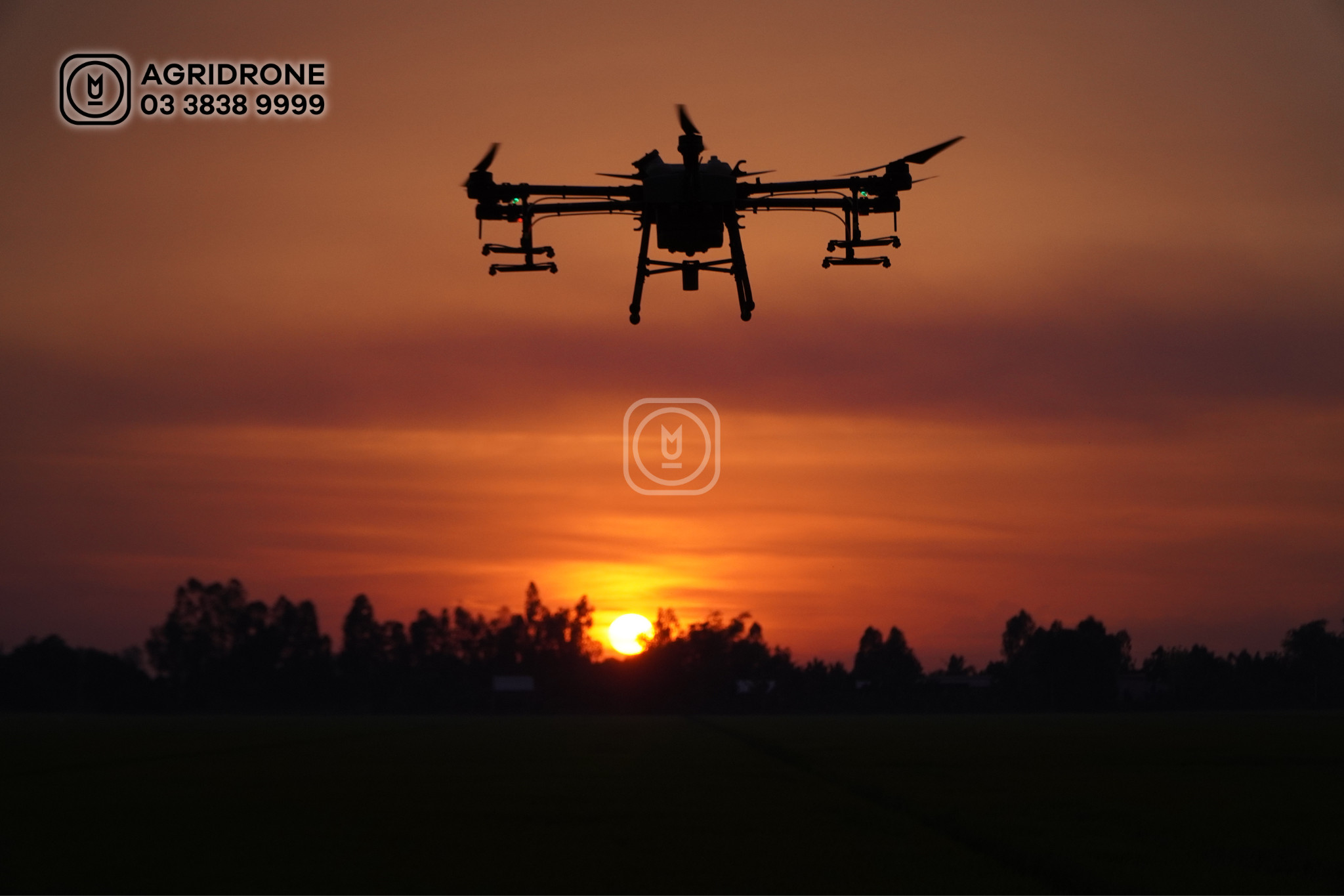 máy bay AgriDrone