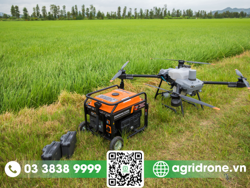 Máy bay phun thuốc DJI T25 giá bao nhiêu?