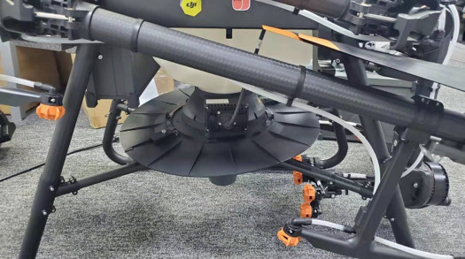 Hướng dẫn Sử dụng Hệ thống rải của máy bay rải hạt DJI Agras T30 3 May-bay-rai-hat-DJI-Agras-T30