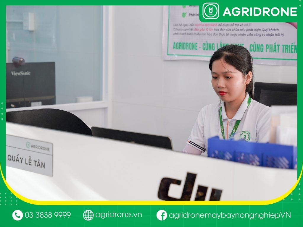 Nhân viên chăm sóc khách hàng của AgriDrone