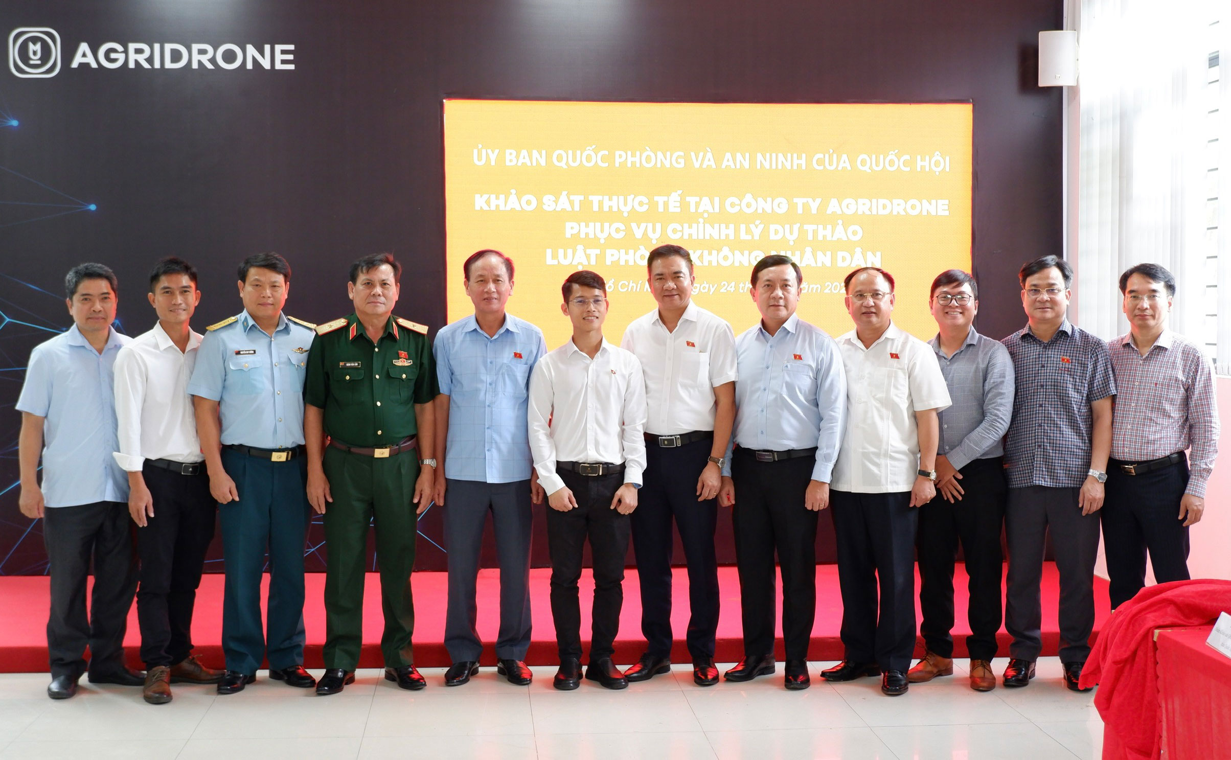Đoàn khảo sát Ủy ban Quốc phòng An ninh làm việc tại AgriDrone Việt Nam