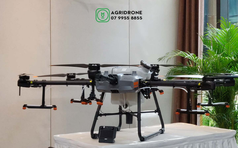 Phạm vi phun 9 mét của DJI T30