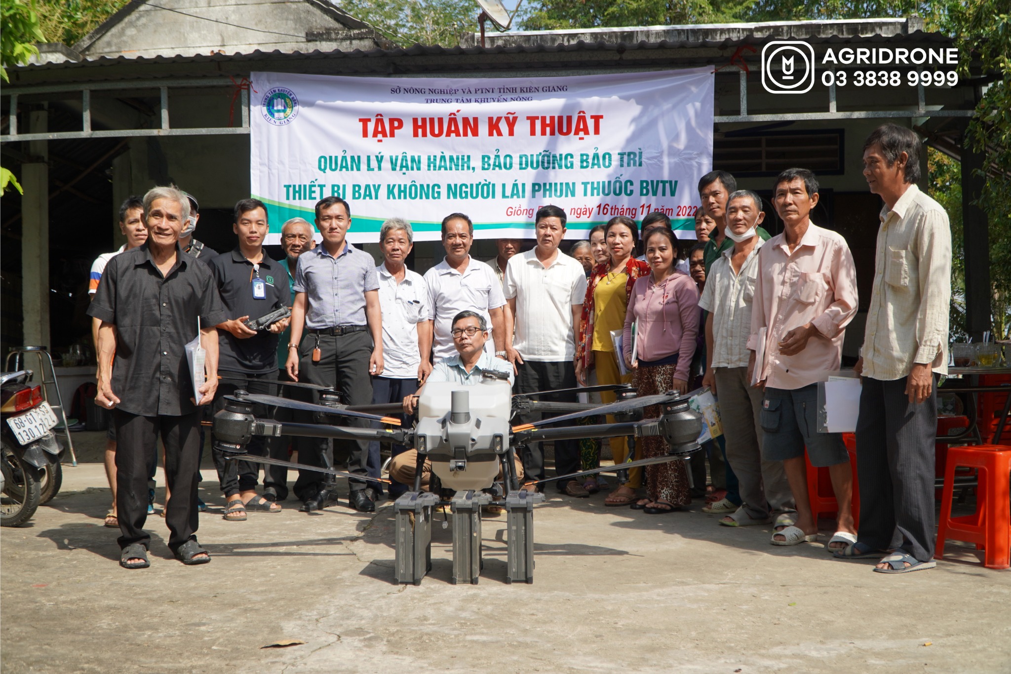 Tập huấn vận hành an toàn bay khi sử dụng máy bay nông nghiệp