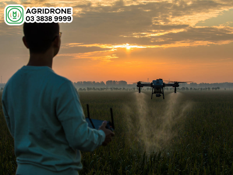 huong dan su dung may bay phun xit thuoc dji t25 2