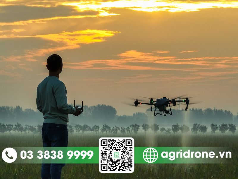 Lợi ích và hiệu suất của máy bay không người lái nông nghiệp phun thuốc rải phân